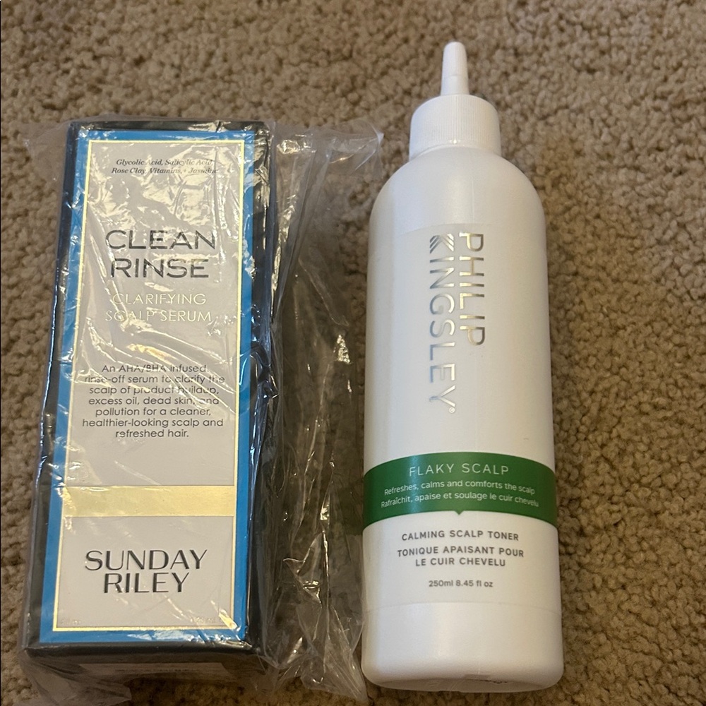 Sunday Riley Clean Rinse Clarifying Scalp Serum - Blue and White